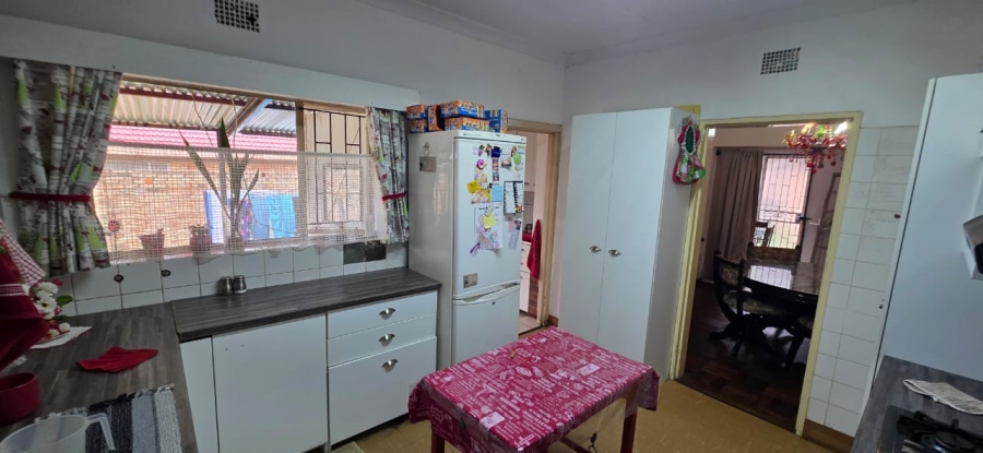 5 Bedroom Property for Sale in Stilfontein North West